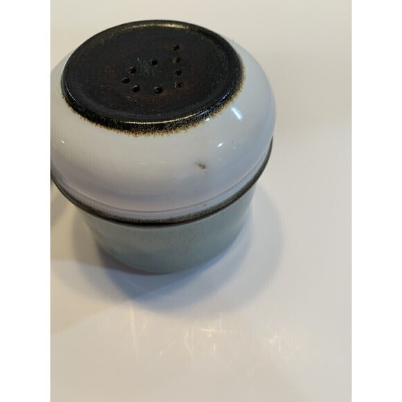 Vintage Denby Romance Salt & Pepper Made In England Blue White Classic Ceramic - Picture 4 of 9